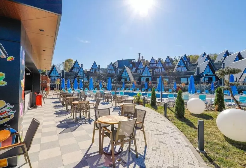 Hotelli World Dreams Forest