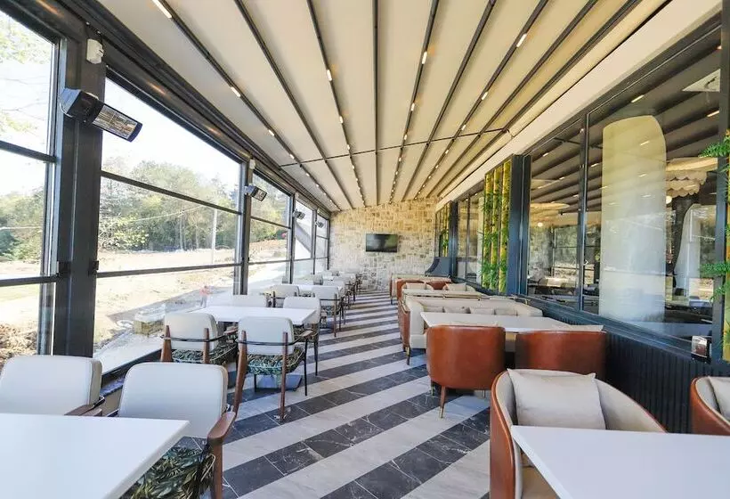 Hotelli World Dreams Forest