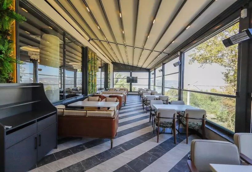 Hotelli World Dreams Forest