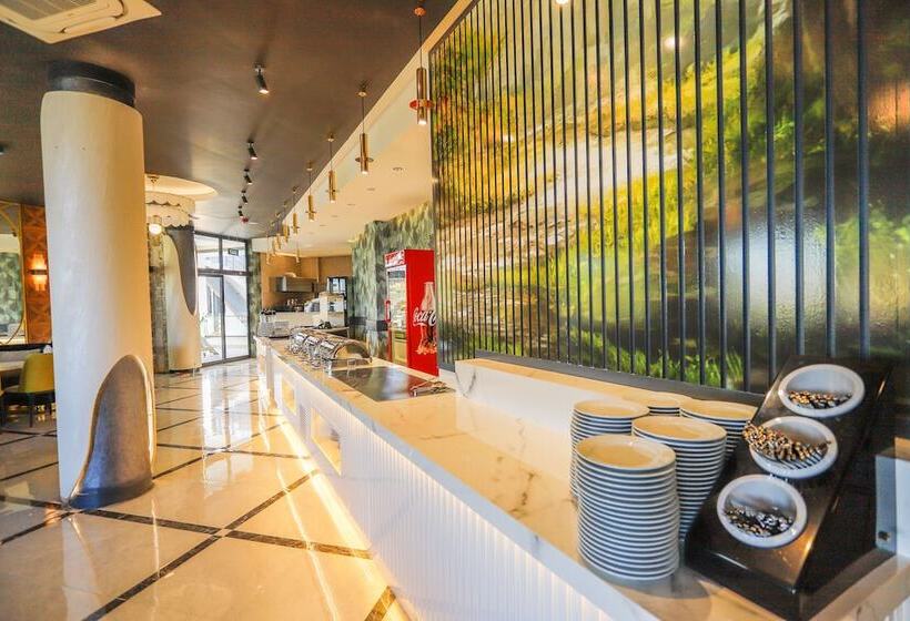 فندق World Dreams Forest