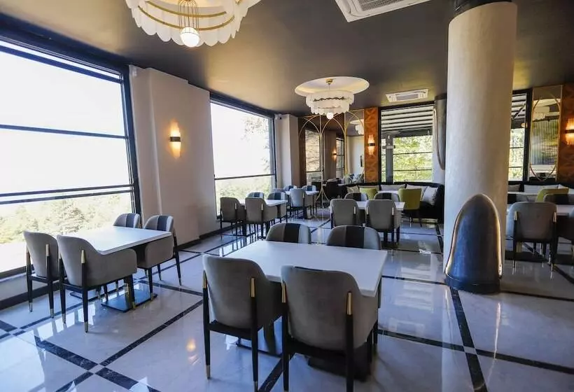 Hotelli World Dreams Forest