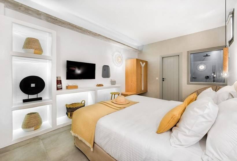 Hotel Ypseli Anafi S Hive