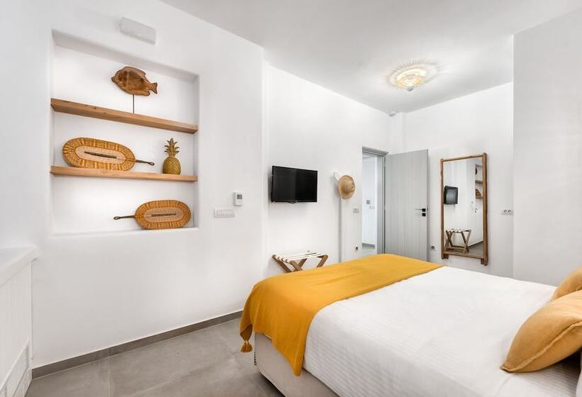 Hotel Ypseli Anafi S Hive