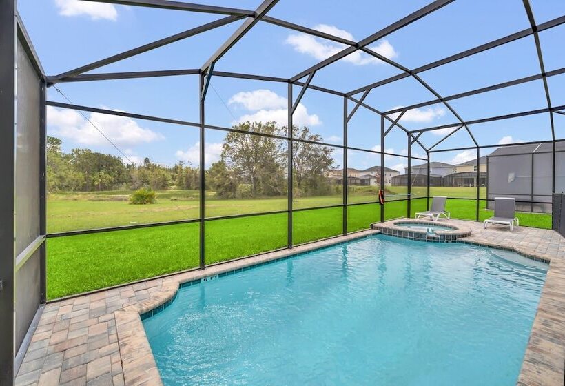 Luxury Villa, South Facing Pool! No Rear Neighbors. Themed Rooms, Theatre & Game Room. #8so8956