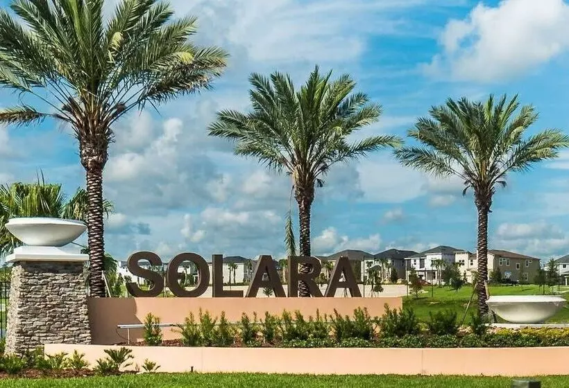 Luxury Villa, South Facing Pool! No Rear Neighbors. Themed Rooms, Theatre & Game Room. #8so8956