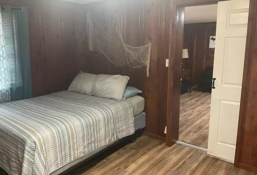 Motelli Fireside Lodge