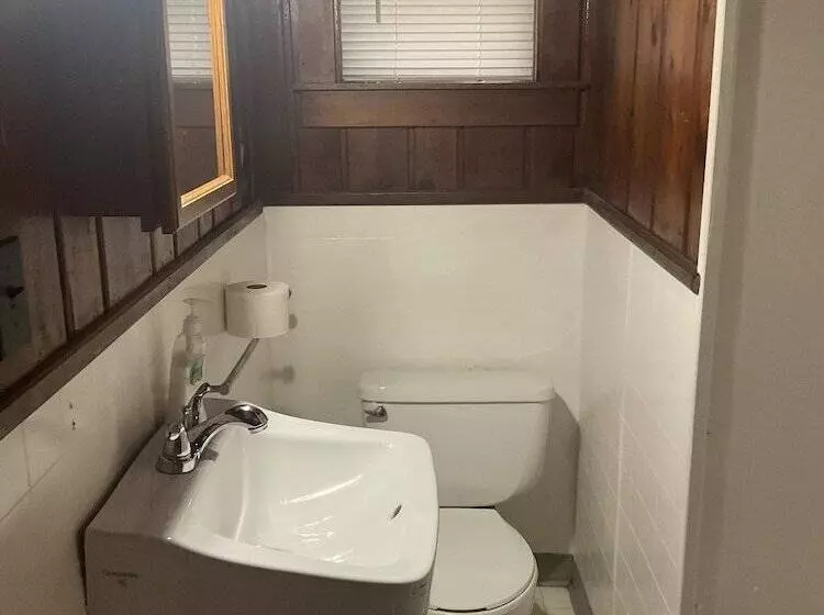 Motelli Fireside Lodge