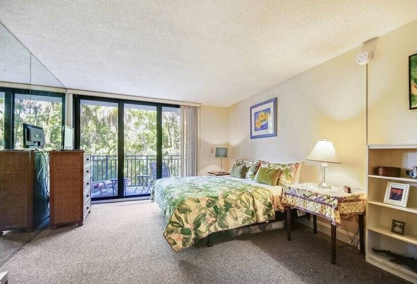 Papaya Place By Avantstay Great Location W/ Balcony, Outdoor Dining, Shared Pool & Hot Tub!