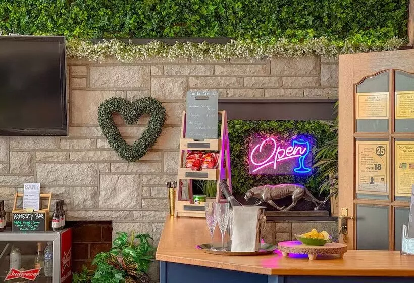 ペンション Timbertop Suites