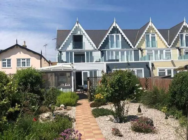 レジデンス Beautiful 4 Bed House In Walton On The Naze