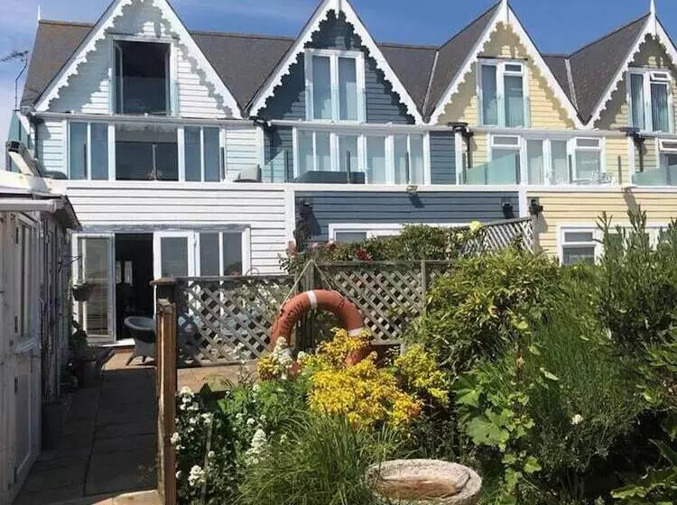レジデンス Beautiful 4 Bed House In Walton On The Naze