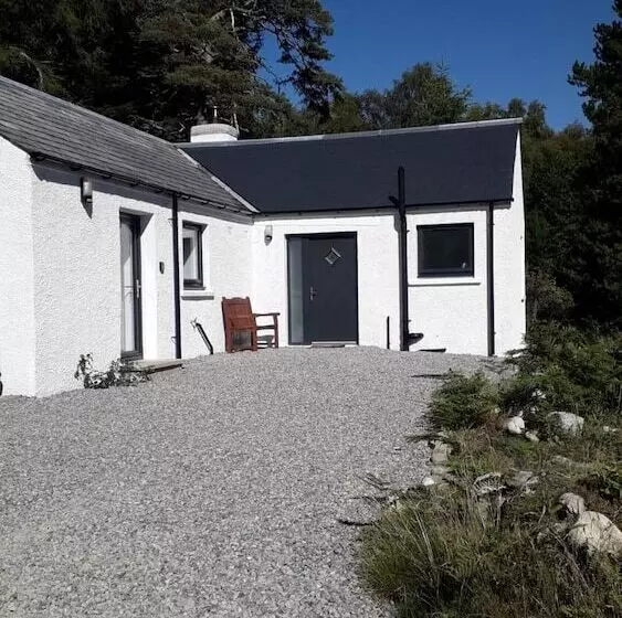 Residenssi Lovely House Near Loch Ness In Scotland, Uk