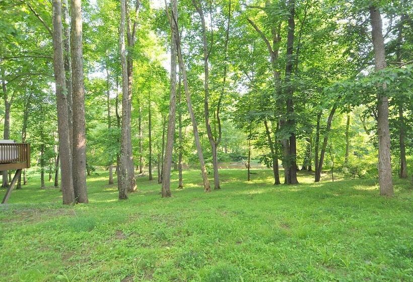 Sleepy Creek   Creekside Escape