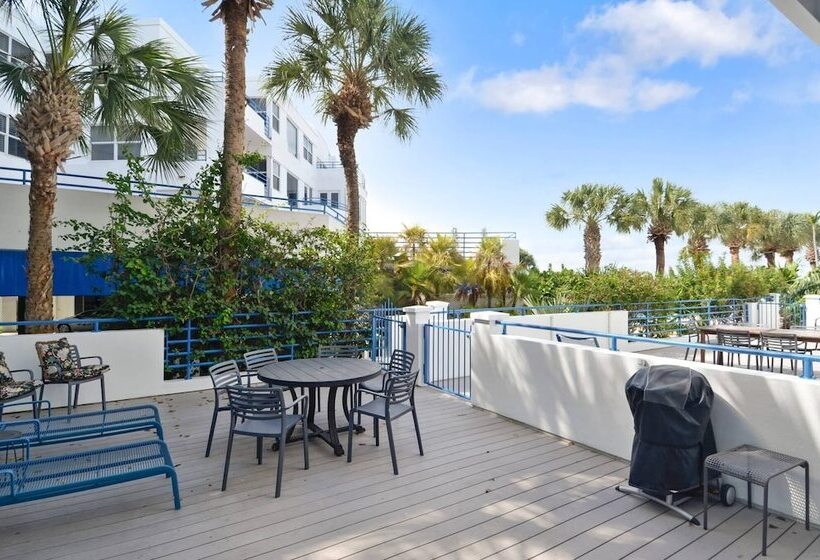 Truman S Hideaway By Avantstay Great Location W/ Patio, Outdoor Dining, Bbq & Shared Pool! Week Long