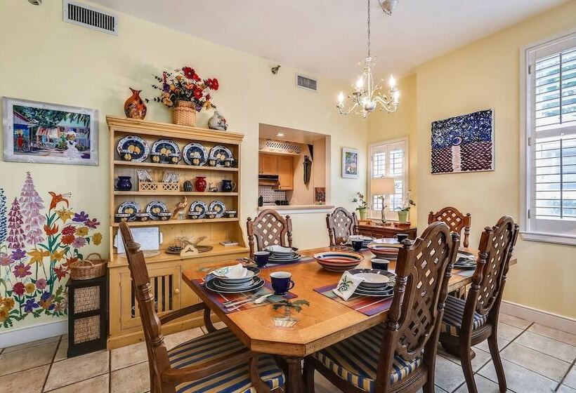 Truman S Hideaway By Avantstay Great Location W/ Patio, Outdoor Dining, Bbq & Shared Pool! Week Long