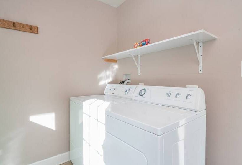 Bachman Village 14 By Avantstay Close To Town & The Slopes W/ Hot Tub! Permit#12038