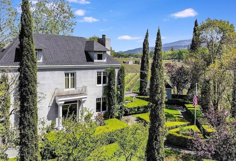 Bed and Breakfast Chateau De Vie