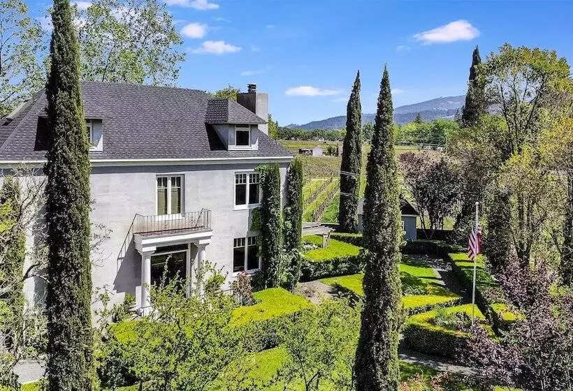 Aamiaismajoitus (B&B) Chateau De Vie