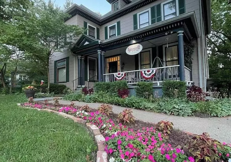 ベッドアンドブレックファースト Loganberry Inn