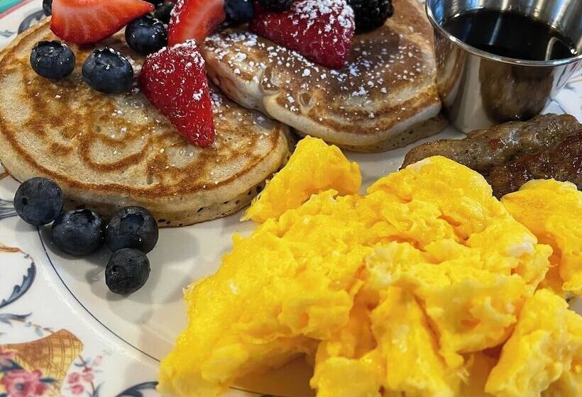 Bed and Breakfast Loganberry Inn