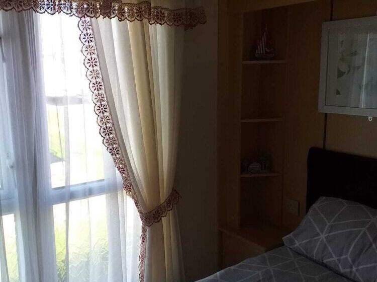 Captivating 2 Bed 6 Berth Caravan In Ingoldmells