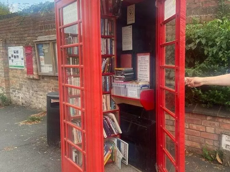 18th Century Cottage In Stratford Upon Avon