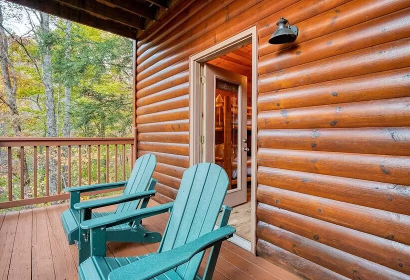 Hazel By Avantstay Cliffside Modern Cabin W/ Incredible Views & Hot Tub