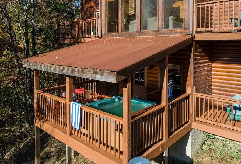Hazel By Avantstay Cliffside Modern Cabin W/ Incredible Views & Hot Tub