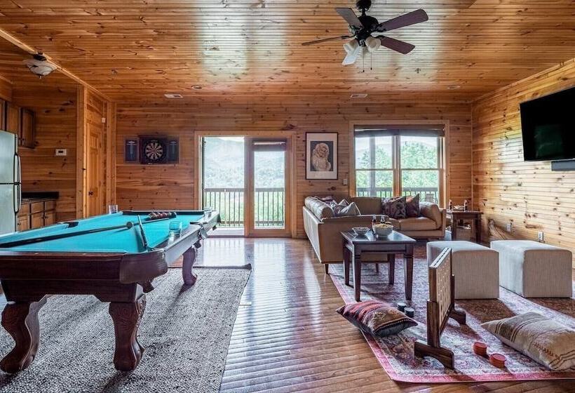 Hickory Ridge By Avantstay Incredible Private Elevated Cabin Sleeps 20!