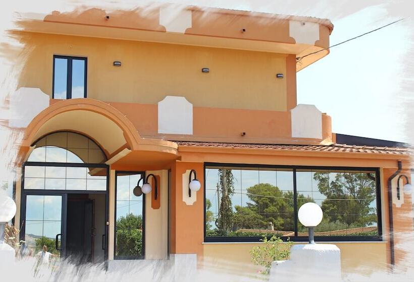 مسافرخانه Park