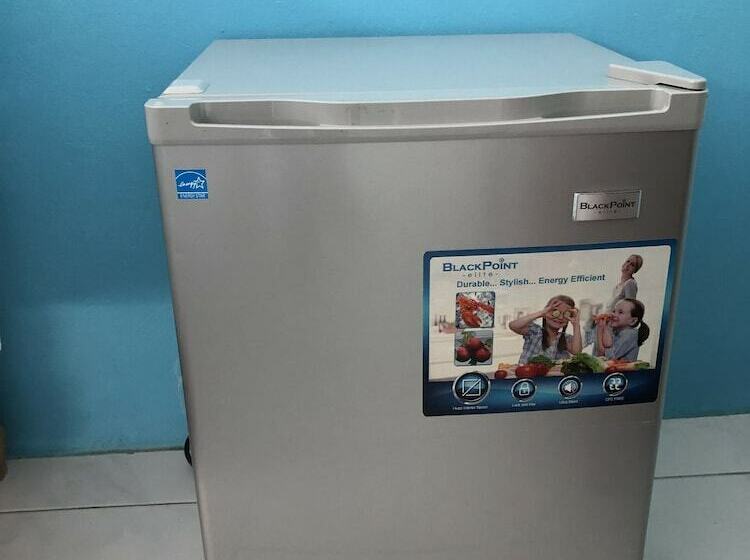 هتل Airport Beach