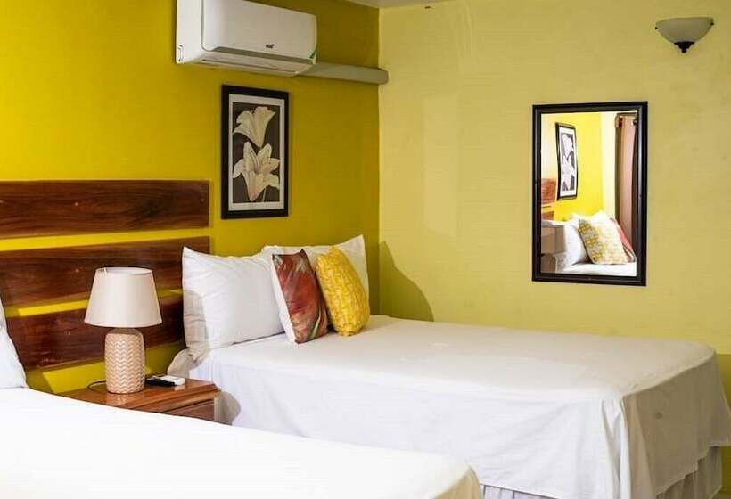 هتل Airport Beach