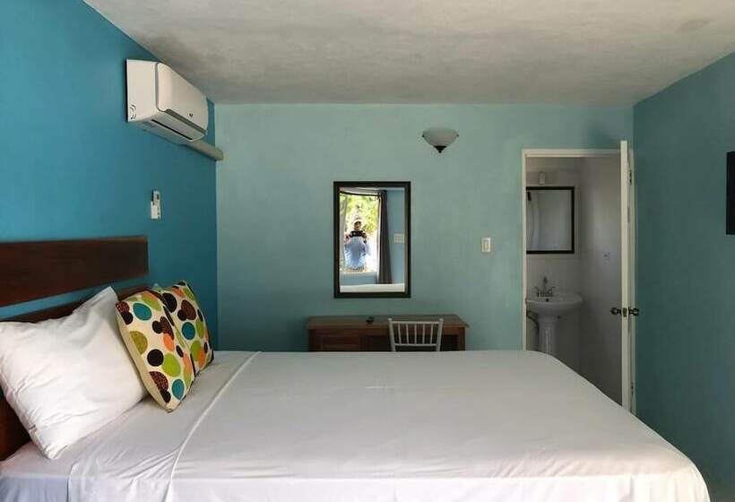 هتل Airport Beach