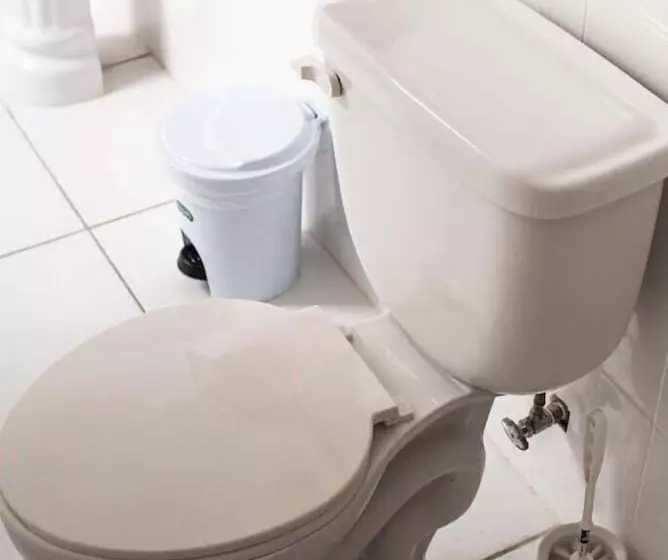 هتل Airport Beach