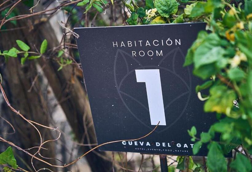 Eco Hotel Cueva Del Gato