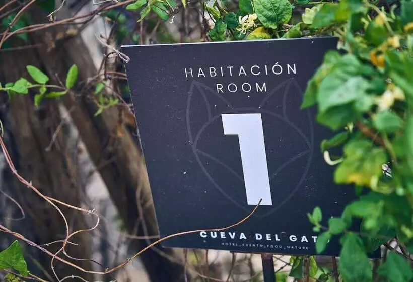 Eco Hotel Cueva Del Gato