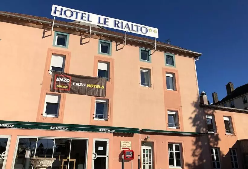 ホテル Enzo Neufchateau By Kyriad Direct