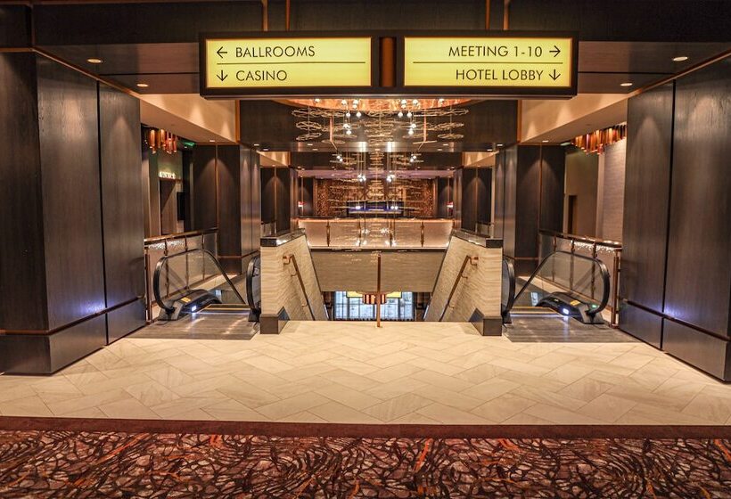 فندق Four Winds Casino South Bend