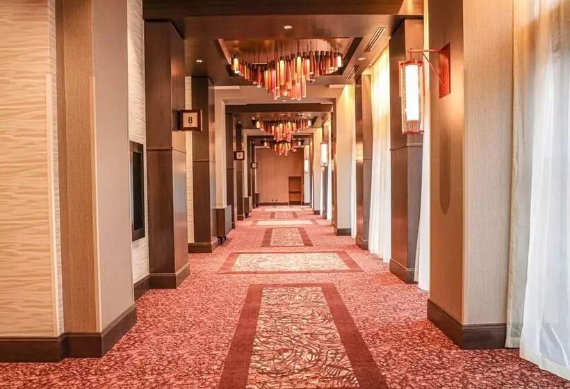 هتل Four Winds Casino South Bend