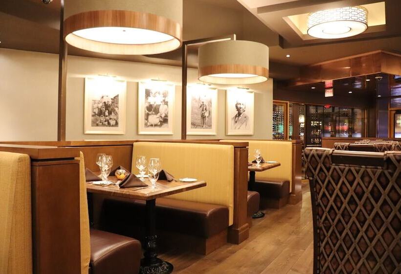 فندق Four Winds Casino South Bend