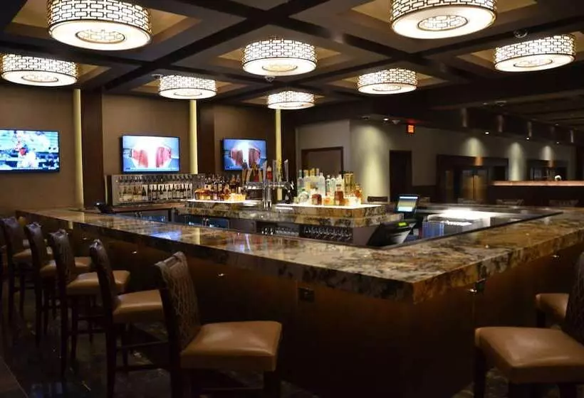 هتل Four Winds Casino South Bend