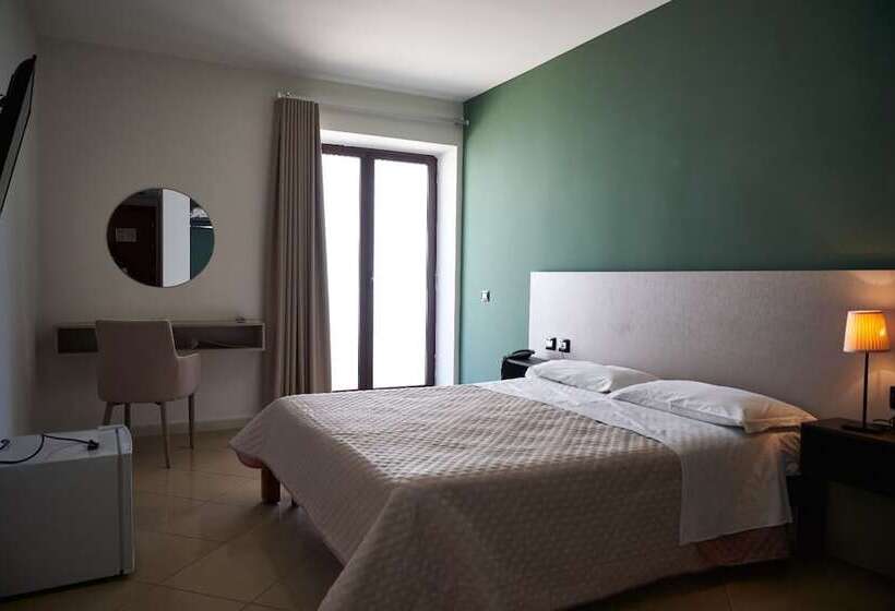 בית מלון כפרי Futuro