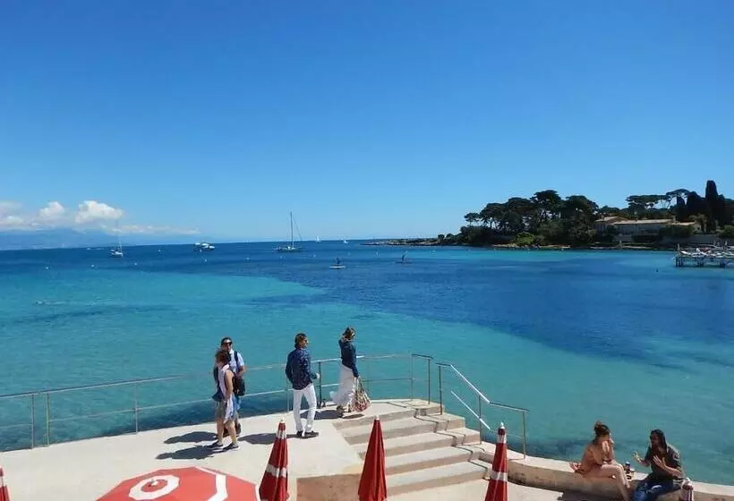 هتل Hôtel Miramar Cap D Antibes