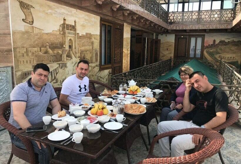 בית מלון כפרי Suzangaron Boutique