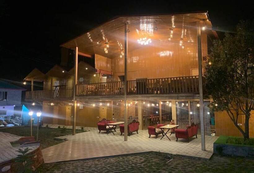 בית מלון כפרי The Bright Side Resort