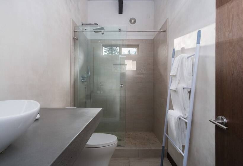 Lakeview By Avantstay Private Waterfront Cabin On Lake Tahoe W/ Hot Tub & Views