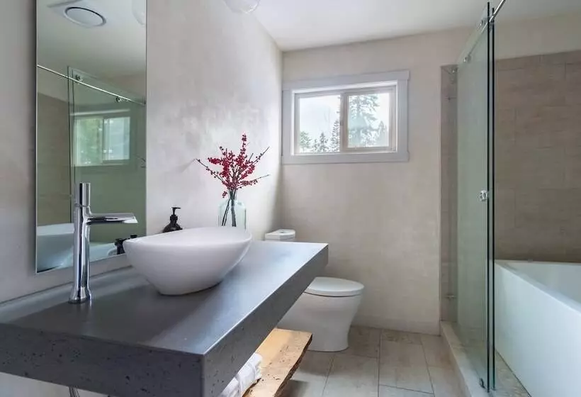 Lakeview By Avantstay Private Waterfront Cabin On Lake Tahoe W/ Hot Tub & Views