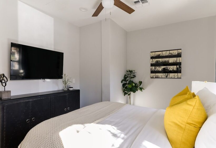 Luna By Avantstay Industrial Artist S Loft In Old Town W/ Billiards