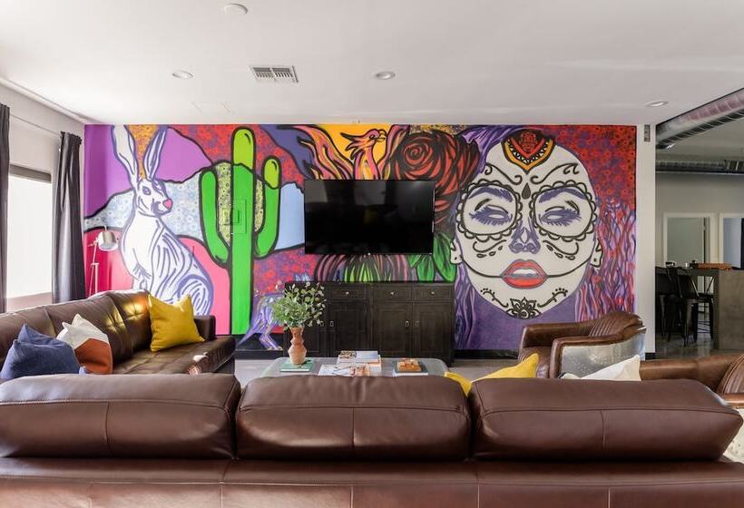 Luna By Avantstay Industrial Artist S Loft In Old Town W/ Billiards