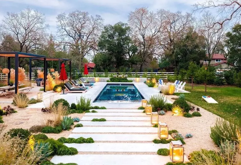 Marquee By Avantstay Modern Stylish Estate W/ Pool & Entertainers Courtyard